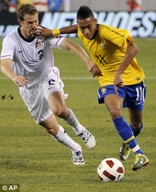 随机内马尔在加拿大队比赛中刷新纪录，重要助攻引发热议！